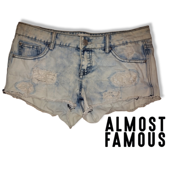 Almost Famous Distressed Shorts With Crochet Detail - Picture 1 of 7